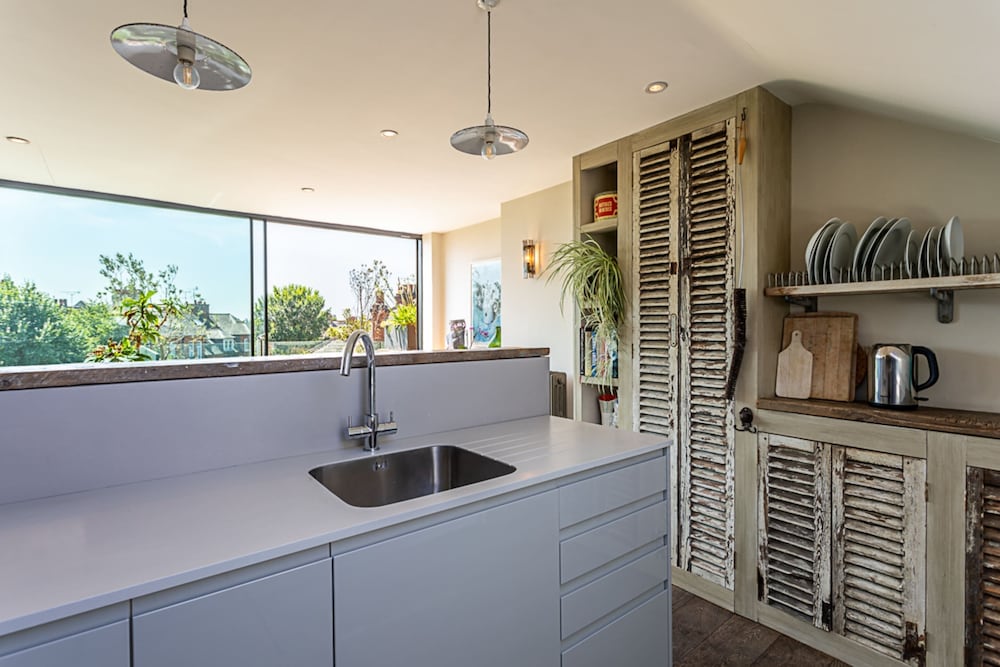 Фото Stunning Penthouse Apartment Near Battersea Park