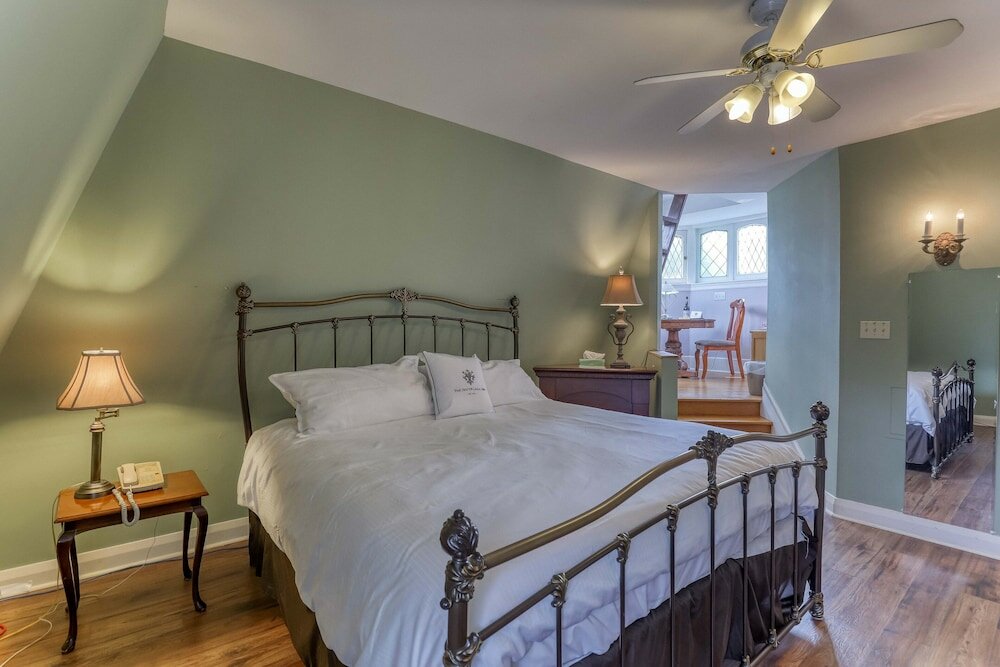 Фото Hochelaga Inn