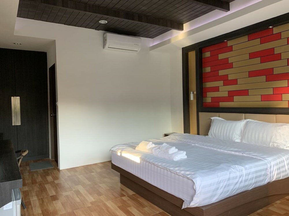 Фото Thalang Resort