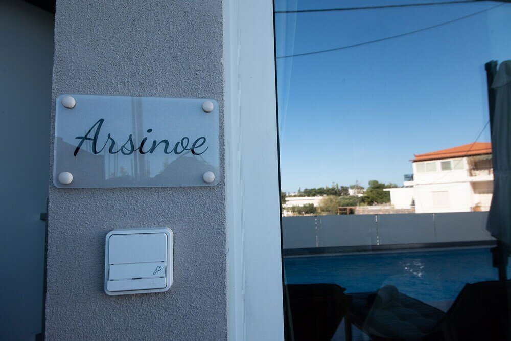 Фото Ammos Luxury Suites