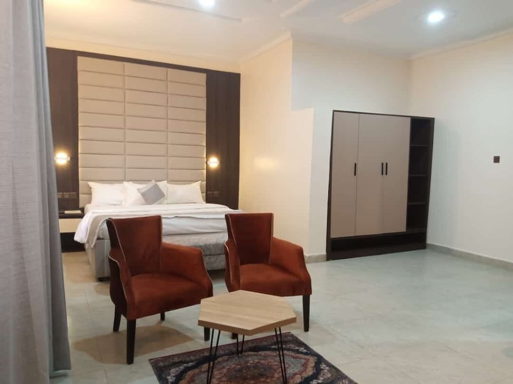 Фото Roban Hotels Limited