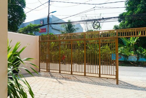 Гостиница RedDoorz near Cipinang Indah Mall в Джакарте