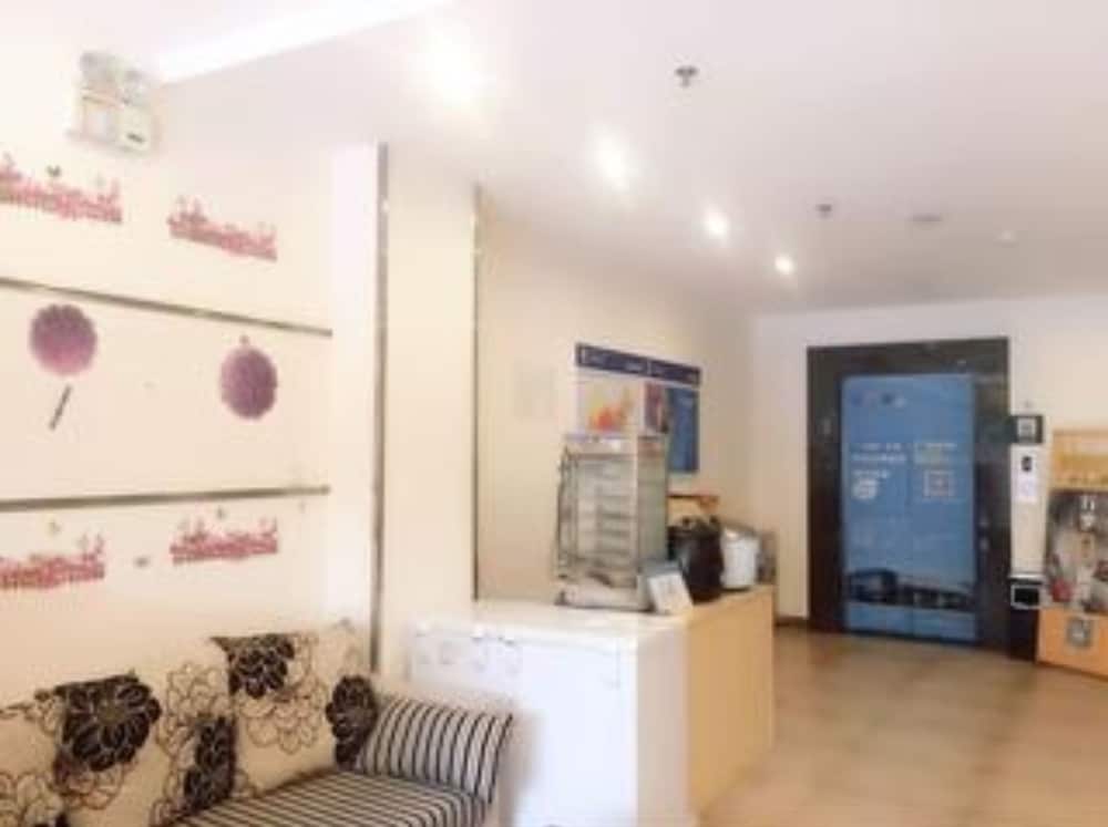 Фото Yi Mi Hotel Guangzhou Huangcun Station