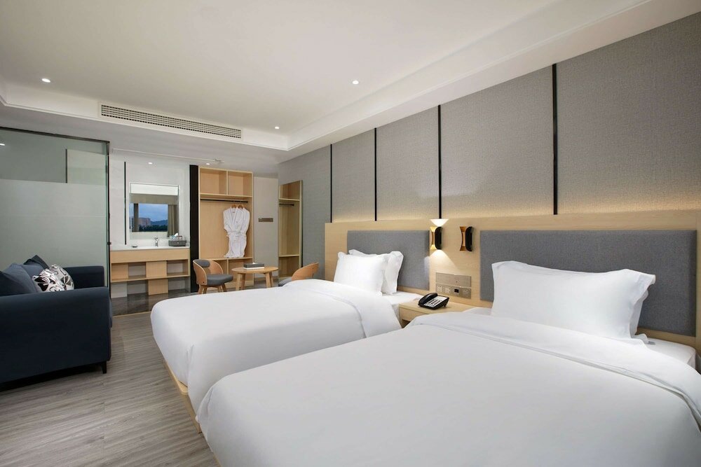 Фото Days Inn by Wyndham Guiyang Nanming