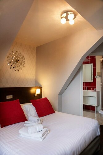 Внешний вид отеля La Breche в Амбуазе, фото 2