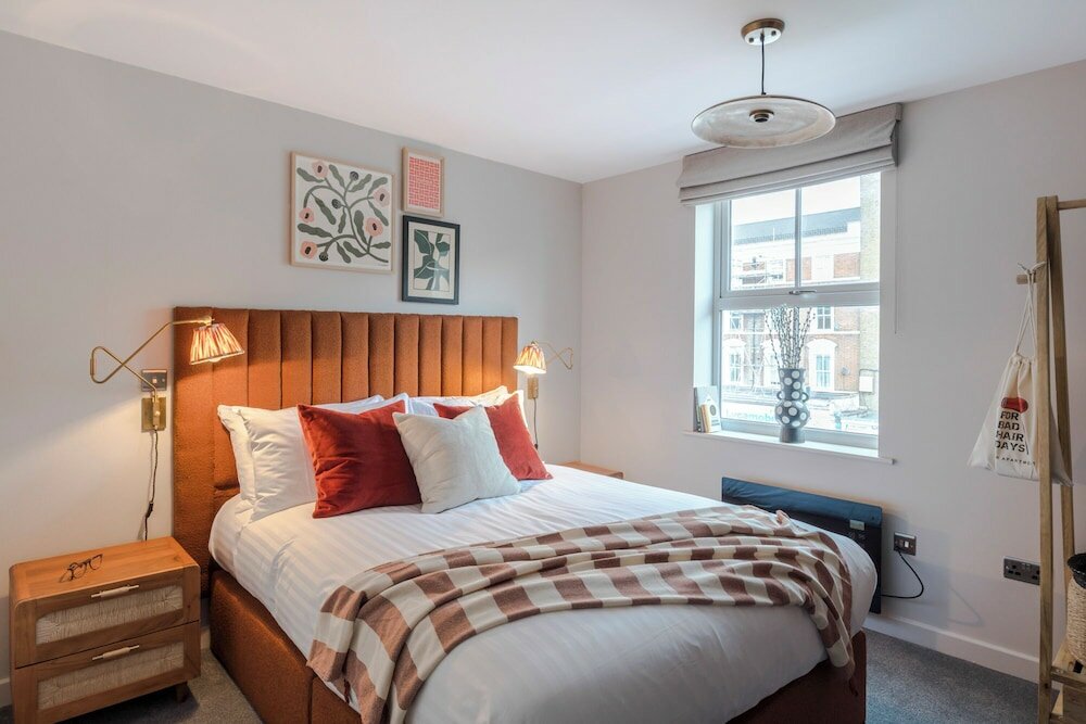 Фото Old Kent Road YourApartment