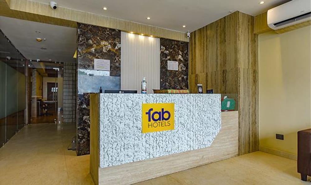 Фото Fabhotel Clive Regency Lovelock