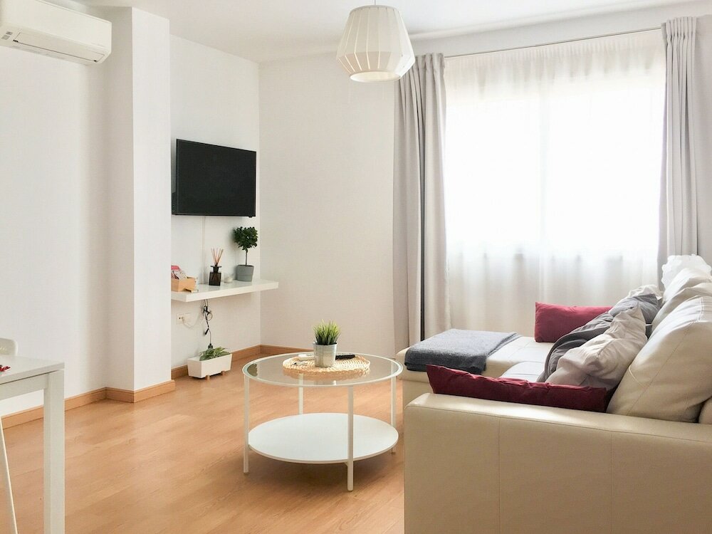 Фото Malaga Palo