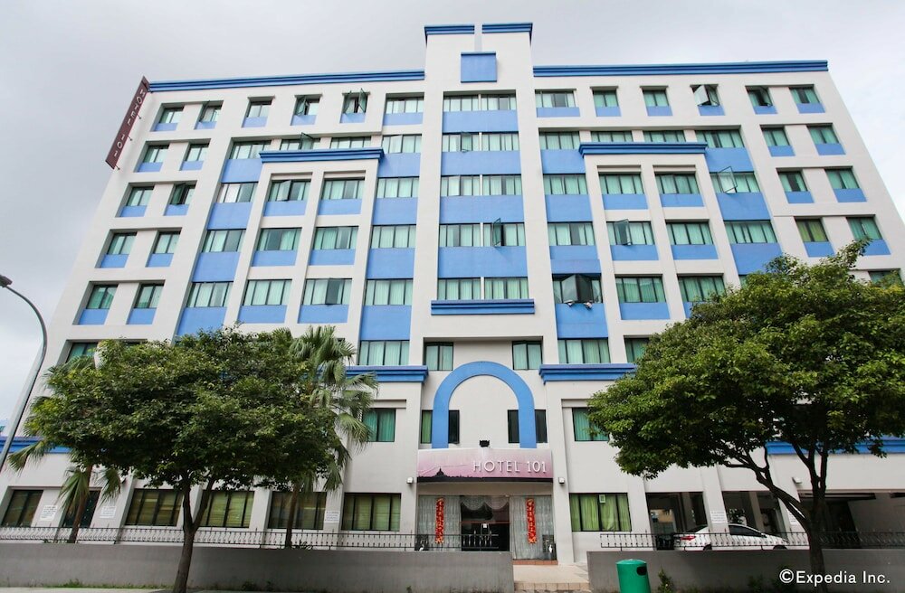 Фото отеля 1