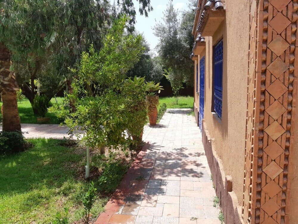 Фото Villa Aghmat EN plein cœur de la nature