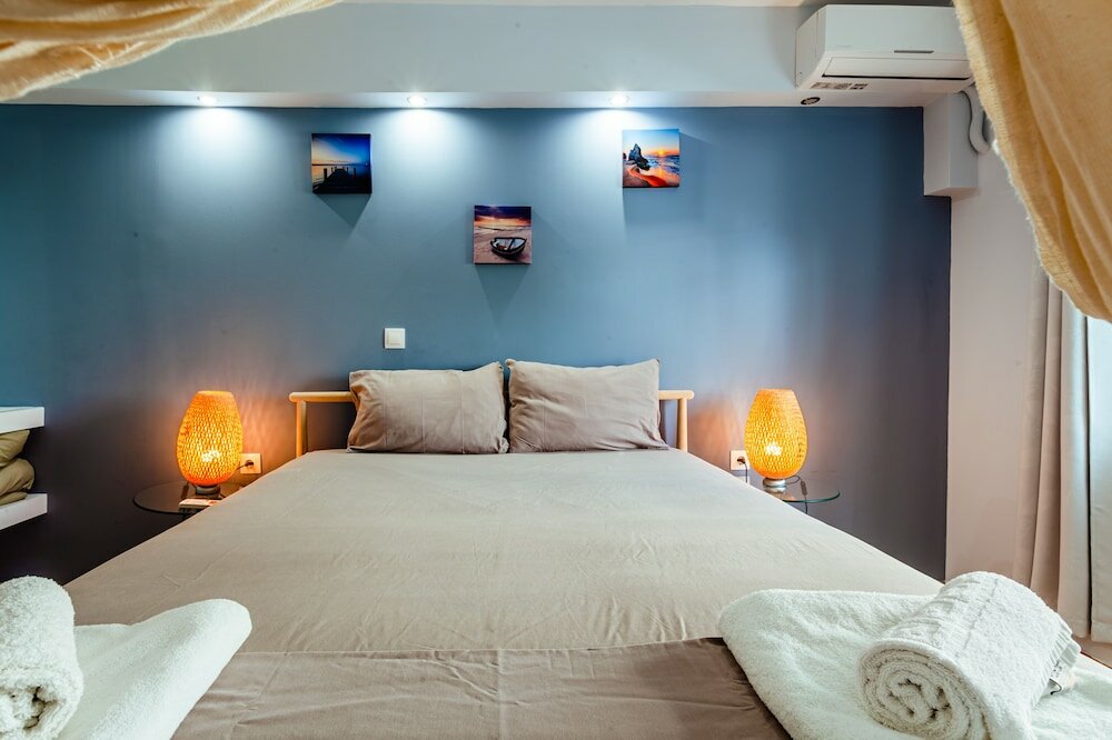 Фото City-Sea Fusion, Elegant Gem Minutes from the Beach