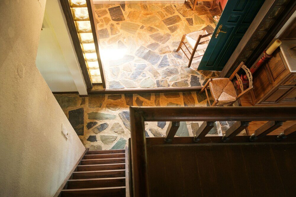 Фото Gorgeous Stone Cottage by the sea