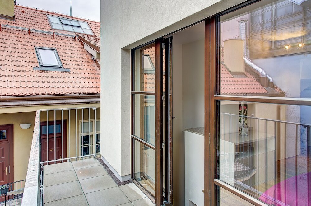 Фото 4 Arts Apartments by Adrez Living