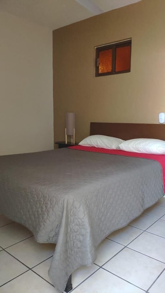 Фото Hotel Caracoles Colima