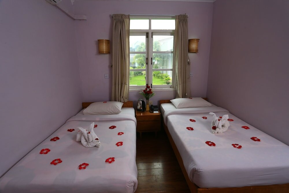 Фото The Floral Breeze Wun Zin Hotel