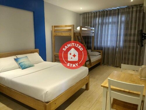 Гостиница Oyo 816 Oktowaves Hotel в Провинции Батангас