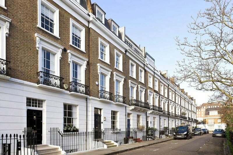 Гостиница Elegant 5bed House Chelsea в Лондоне
