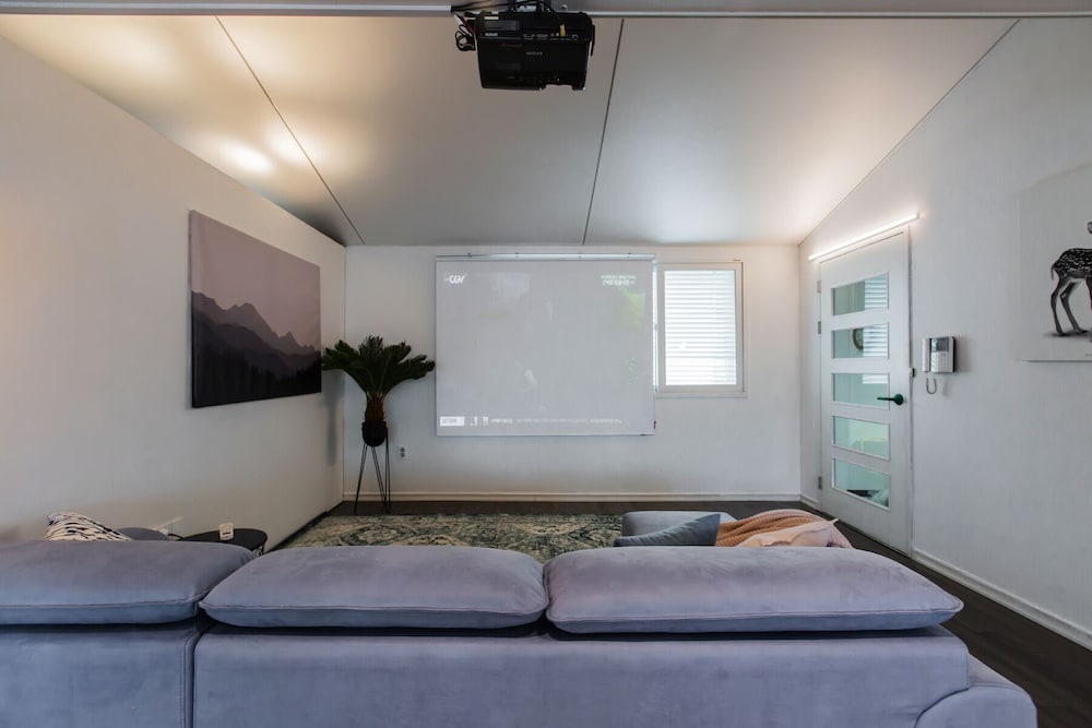 Фото Sio R-Suite