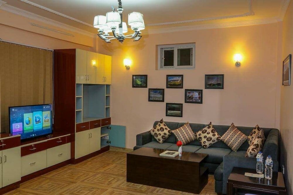 Фото Himalayan Hotel and Service Apartments