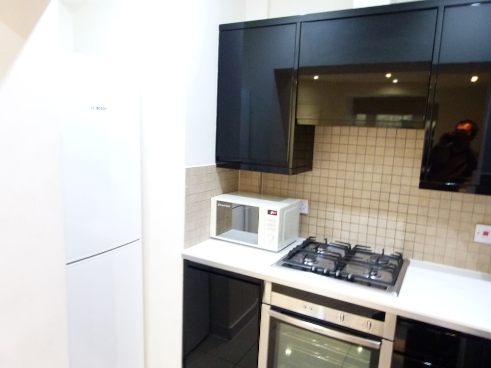 Фото Ss Property Hub - Large apartment near Hyde Park