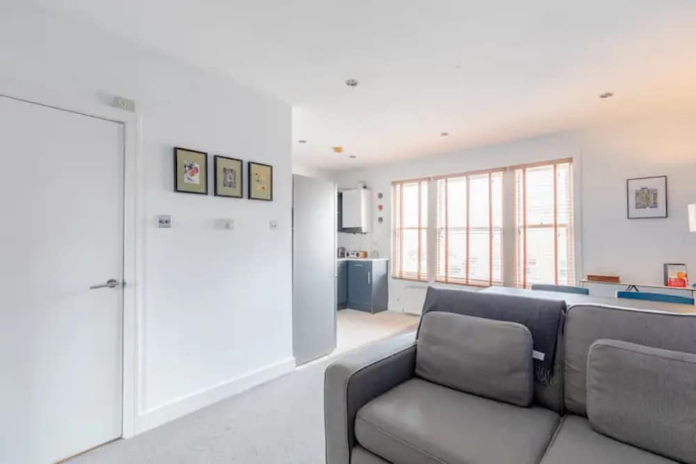 Фото Spacious 2 Bedroom Retreat In East Dulwich