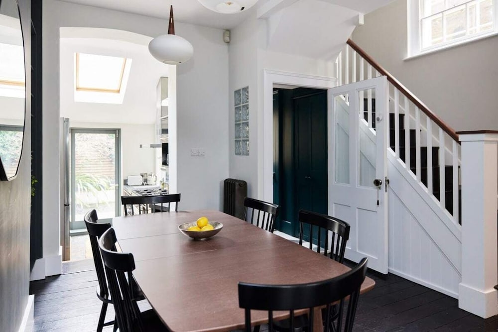 Фото The Southwark Townhouse - Adorable 3bdr House With Garden