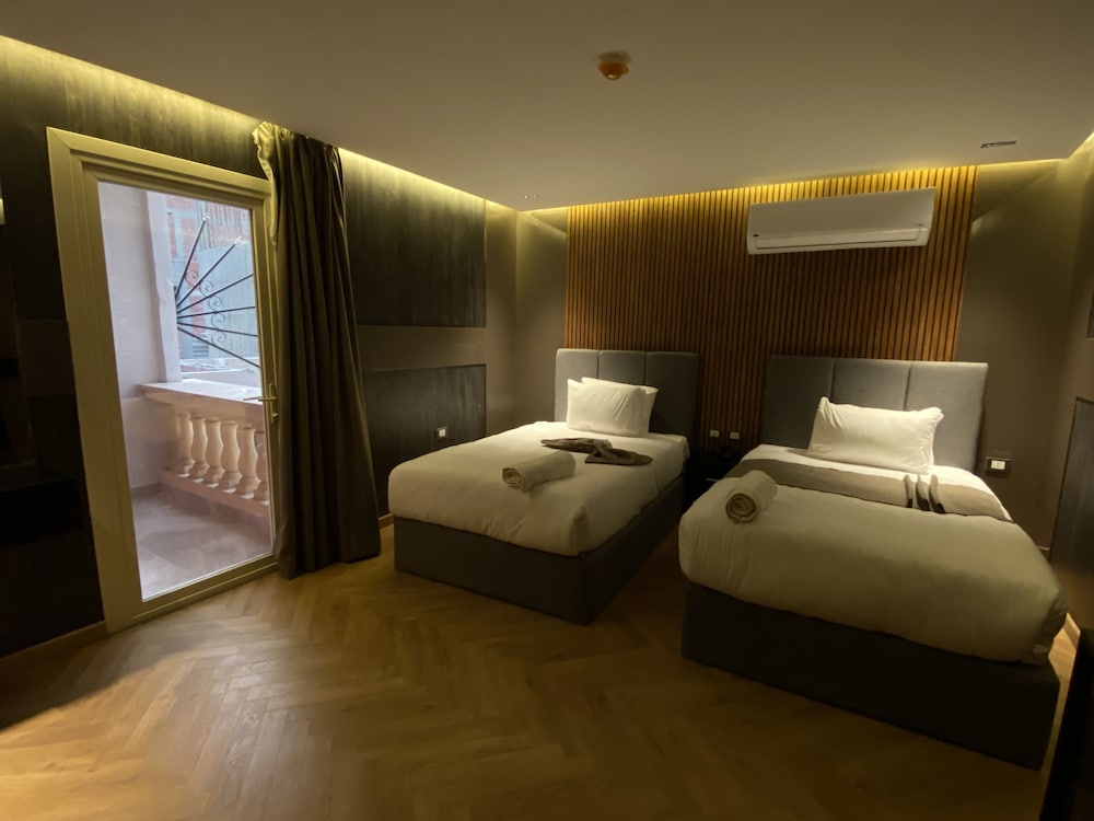 Фото The View Delta Hotel