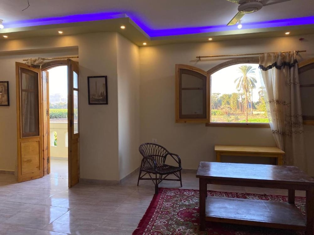 Фото Elsanosy Family Guest House - Luxor