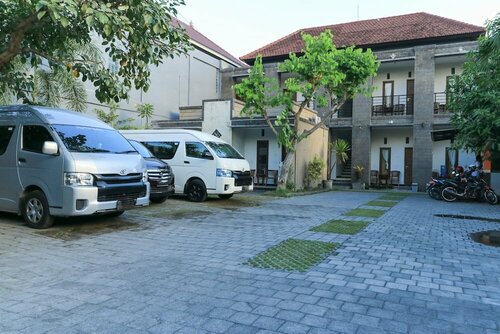 Hotel Warta Putra