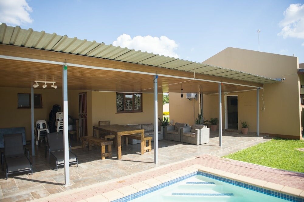 Фото Haithoms Tlokweng