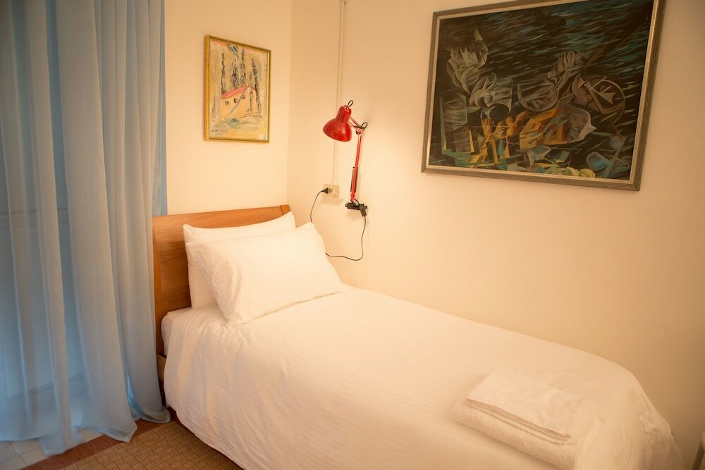 Фото Artistic Tirana