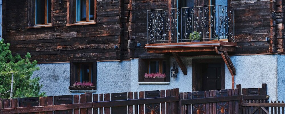 Фото Schloss Cottage - A Swiss Experience