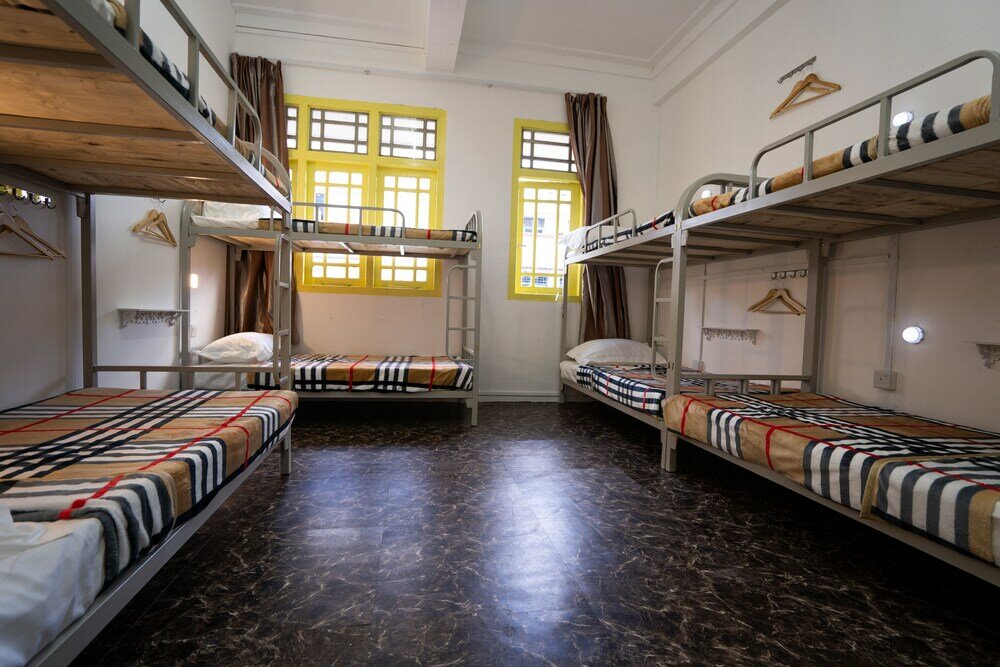 Фото Oss Backpackers Hostel