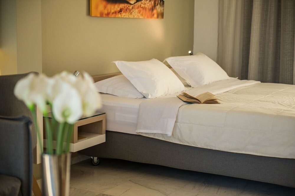 Фото Forum Suites