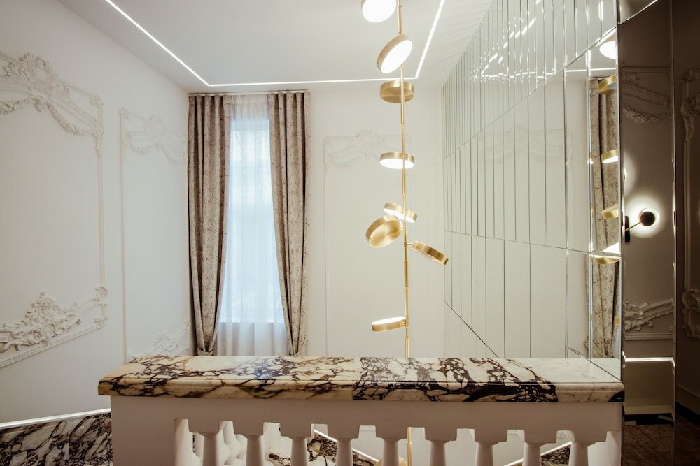 Фото The Crown Boutique Hotel & SPA