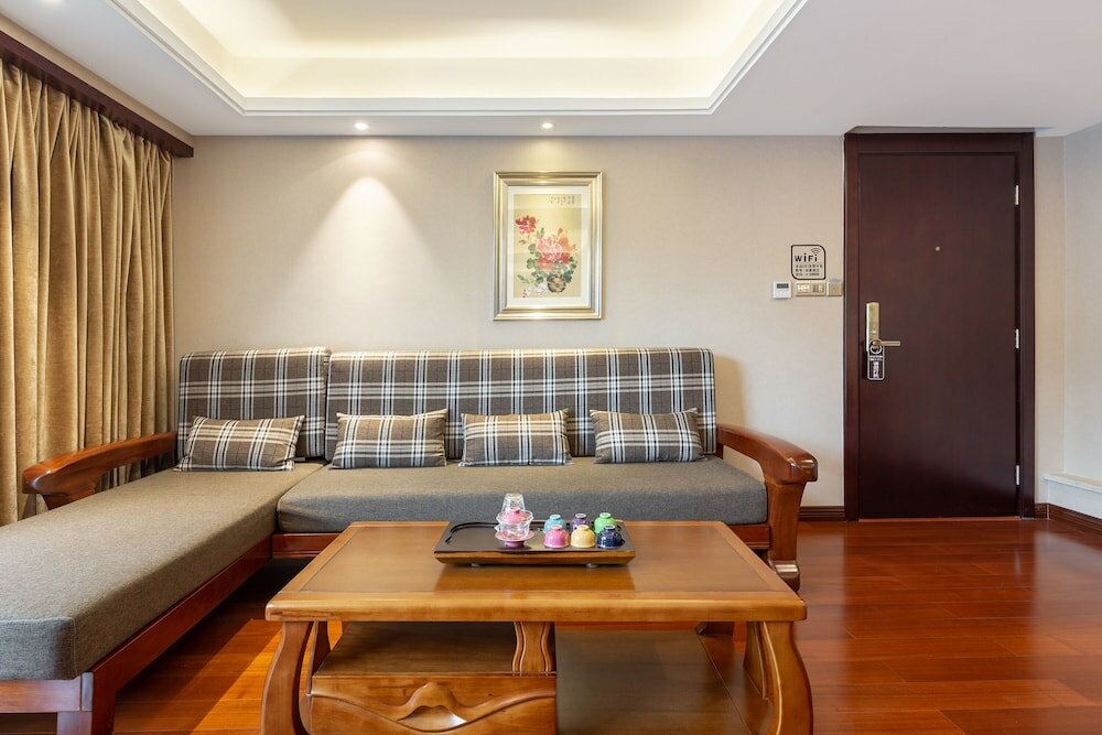 Фото Zongrui Hotel