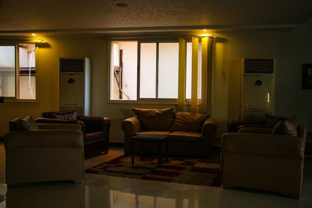 Фото Boulevard Apartment Hotel