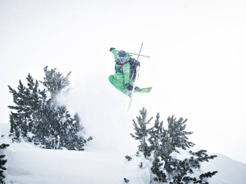 Фото Conrad's Mountain Lodge - Sport Equipment included