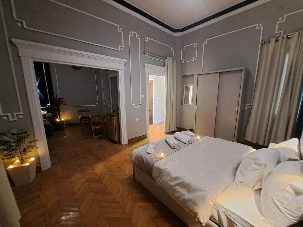 Фото Downtown Family Suites