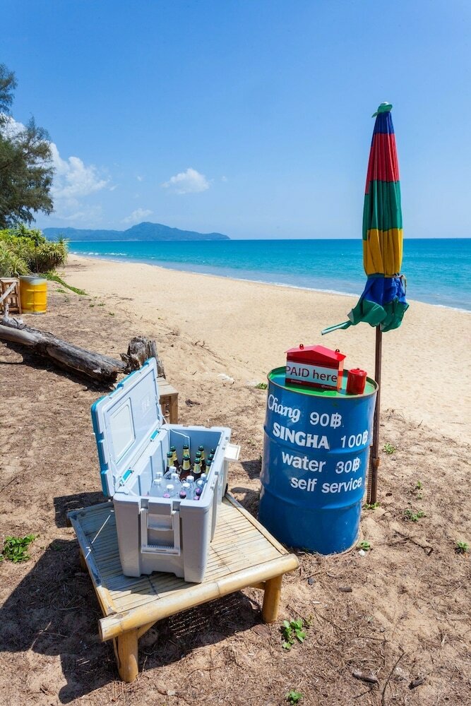 Фото Micky Monkey Beach Hotel Phuket Maikhao Thailand