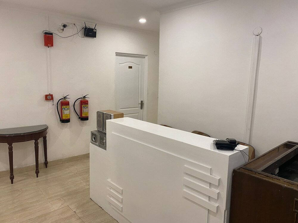 Фото Milestone Hotel and Resort