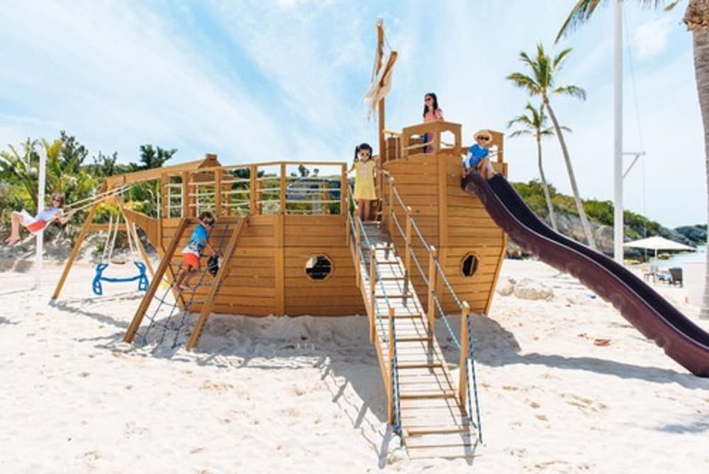 Фото Hamilton Princess & Beach Club A Fairmont Managed Hotel