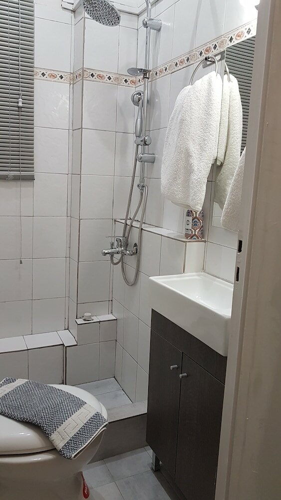 Фото Erra - Terracota - Athens Center, 100m², 3 Bd, 2 Bath