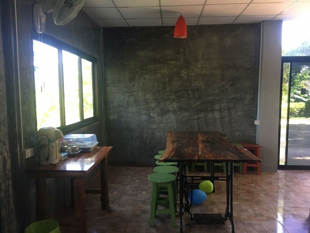 Фото At Trin Khao Kho