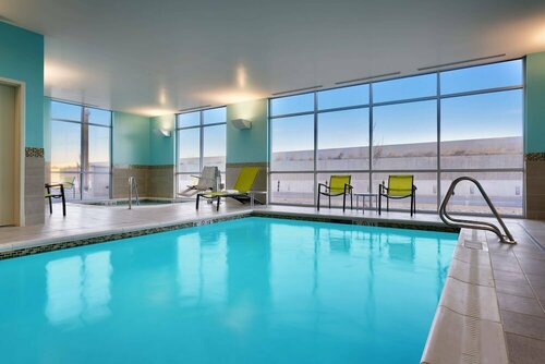 Гостиница SpringHill Suites by Marriott Salt Lake City West Valley в Вест-Велли-Сити