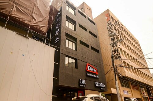 Гостиница One Way Guesthouse Busan - Hostel в Пусане