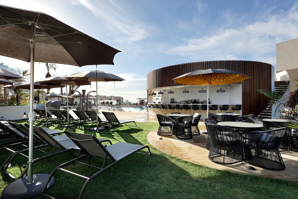 Фото Hard Rock Hotel Tenerife