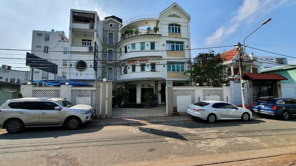 Фото отеля 1