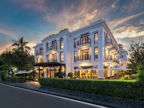 Elegant Mansion 88