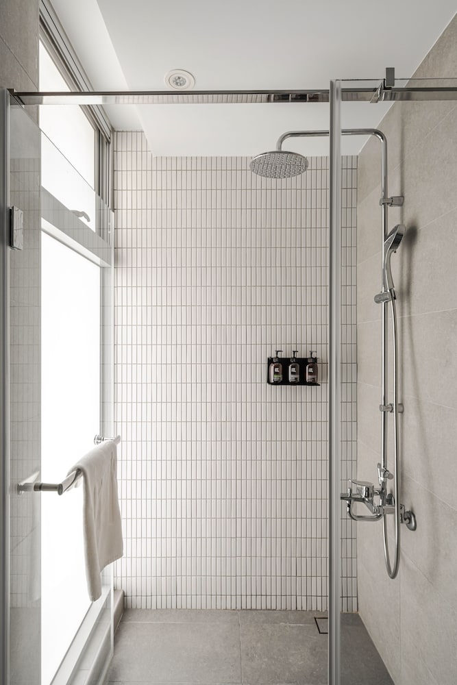 Фото 1li7e Hotel